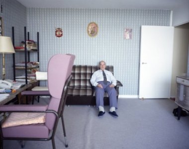 Holly Street © Tom Hunter http://www.tomhunter.org/holly-street-residents-series/